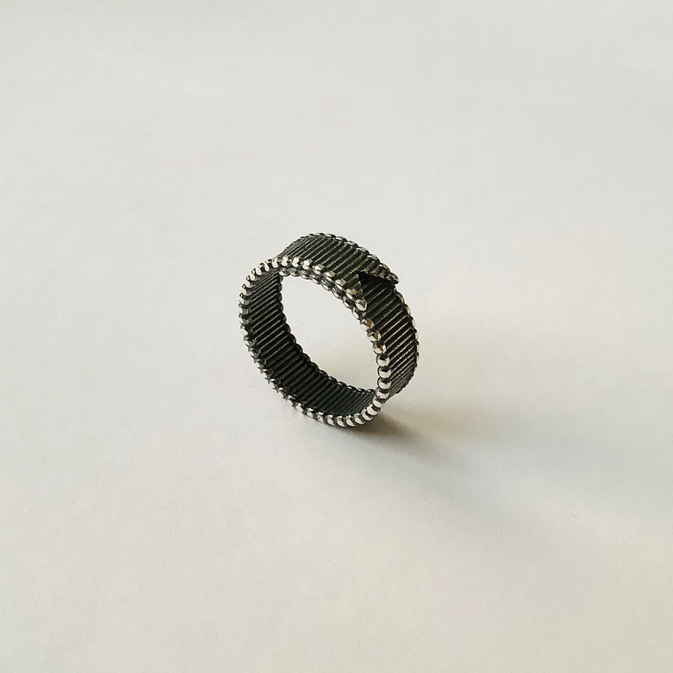 Wrap Ribbon Ring - Oxidised Silver