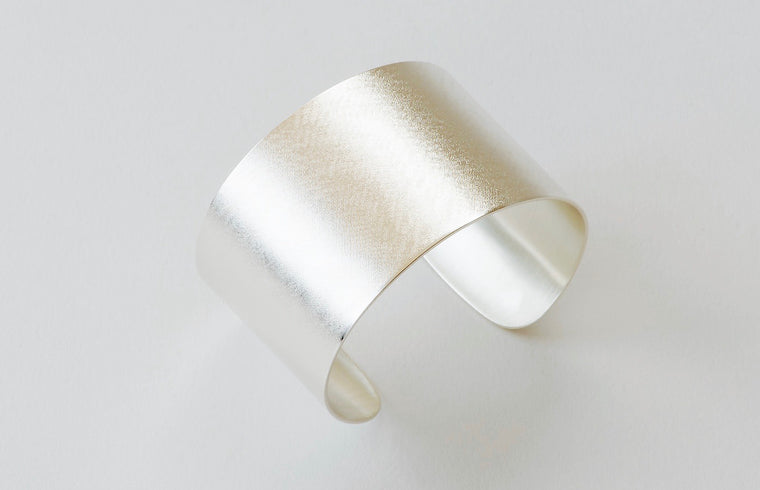 Moire Cuff - silver